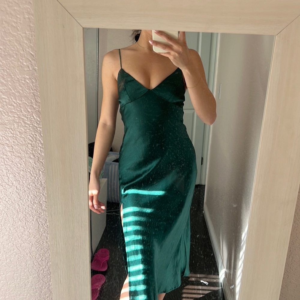 Brand new never worn midi dress with slit